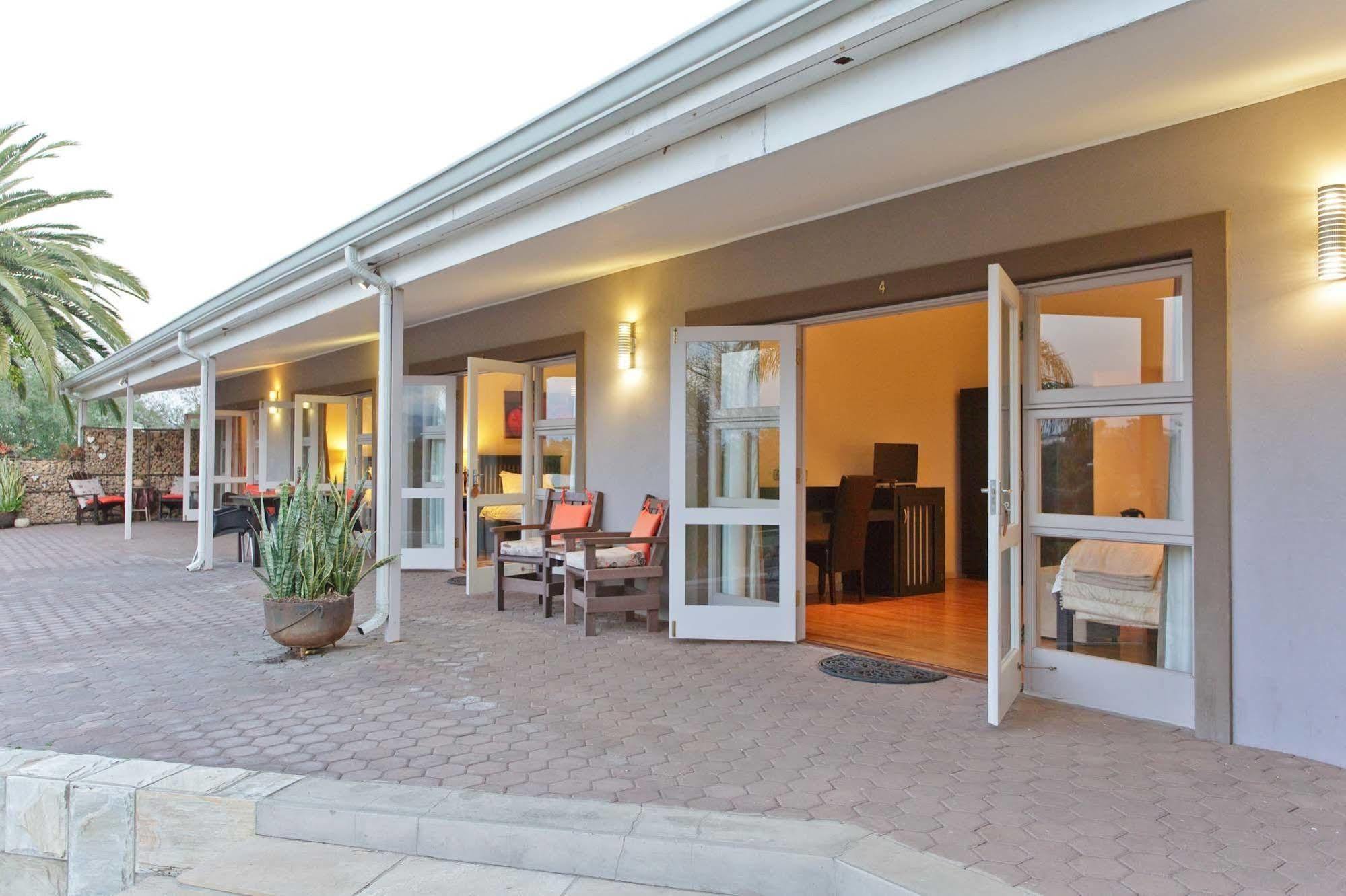 Aloe Manor Hotel Oudtshoorn Exterior foto